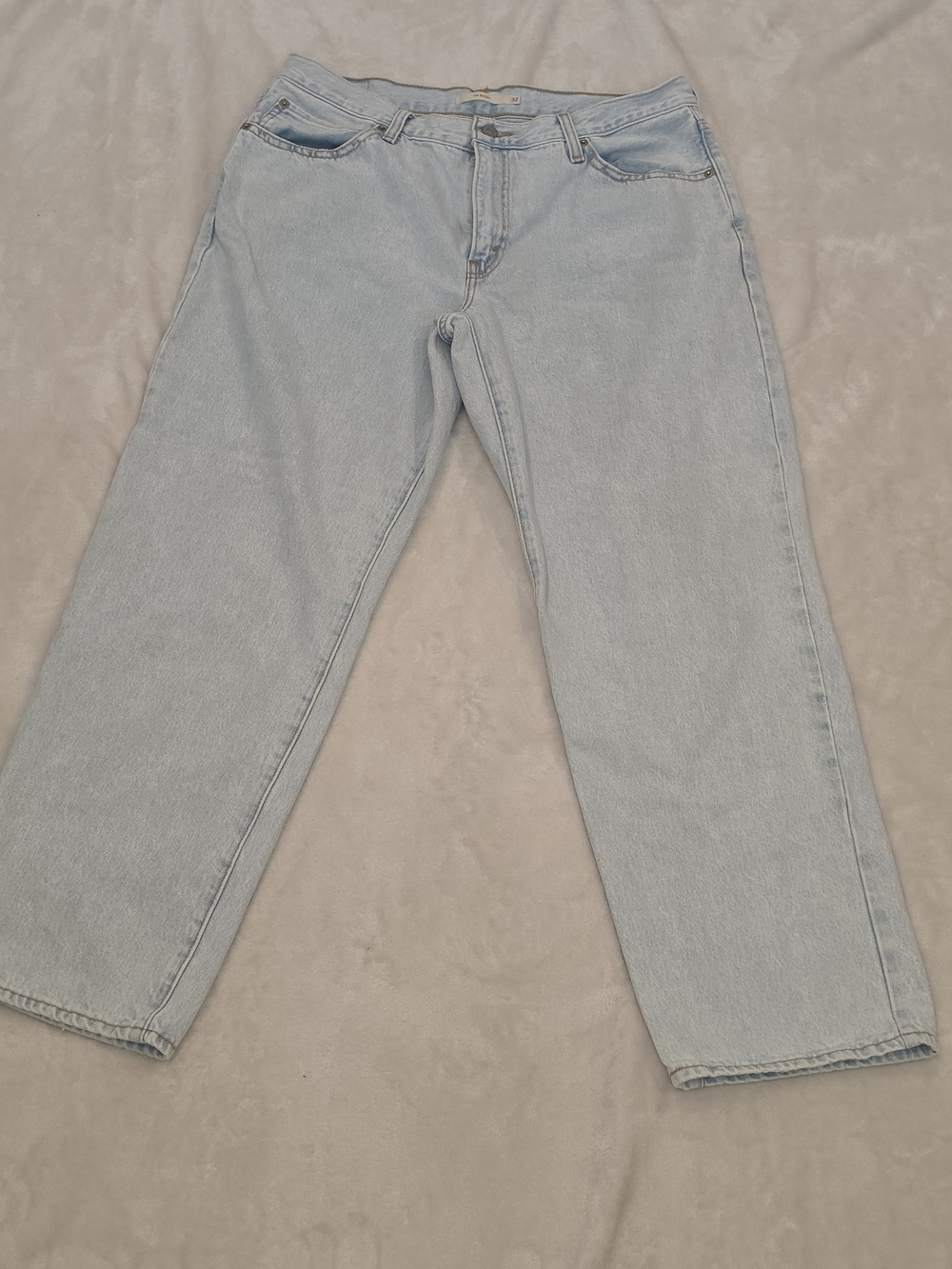 Levi's 94 Baggy Womens Lightwash Straight Leg Size  W32 L31